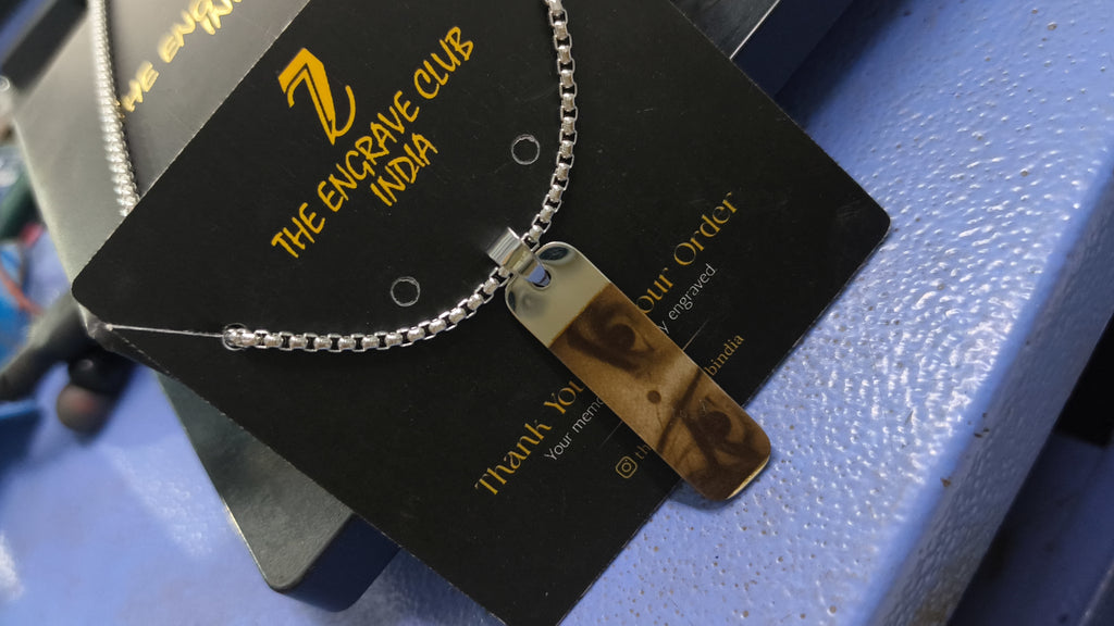 Custom Photo Engraved Pendant Necklace – Personalized Gift